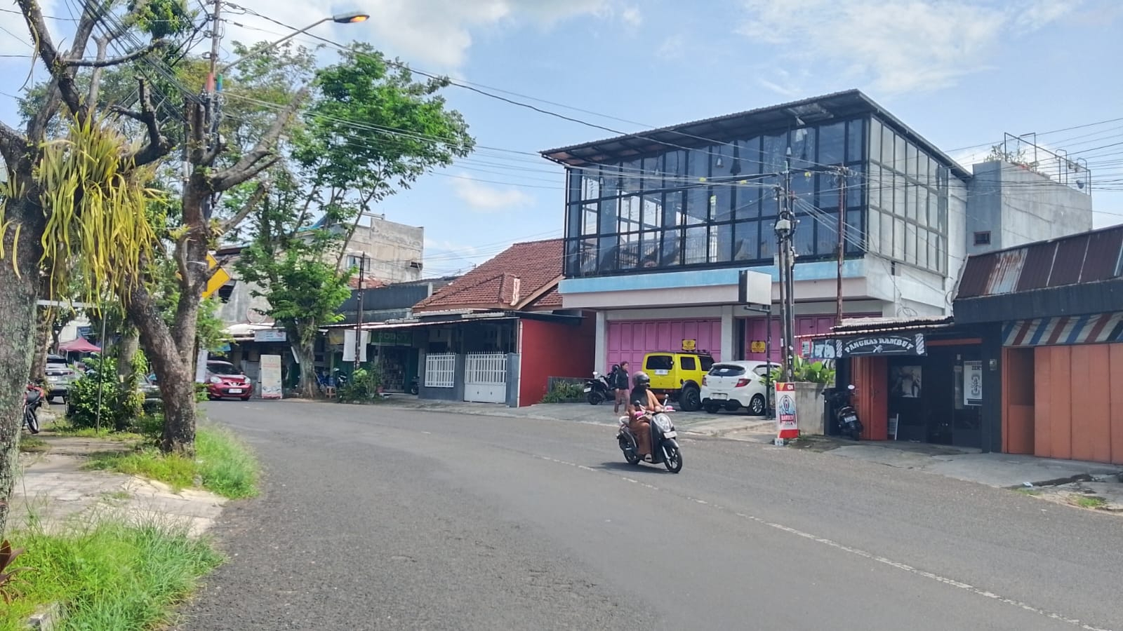 Dijual - Sewa Ruko 3 Lantai Strategis High Traffic Area Gor Purbalingga view 2