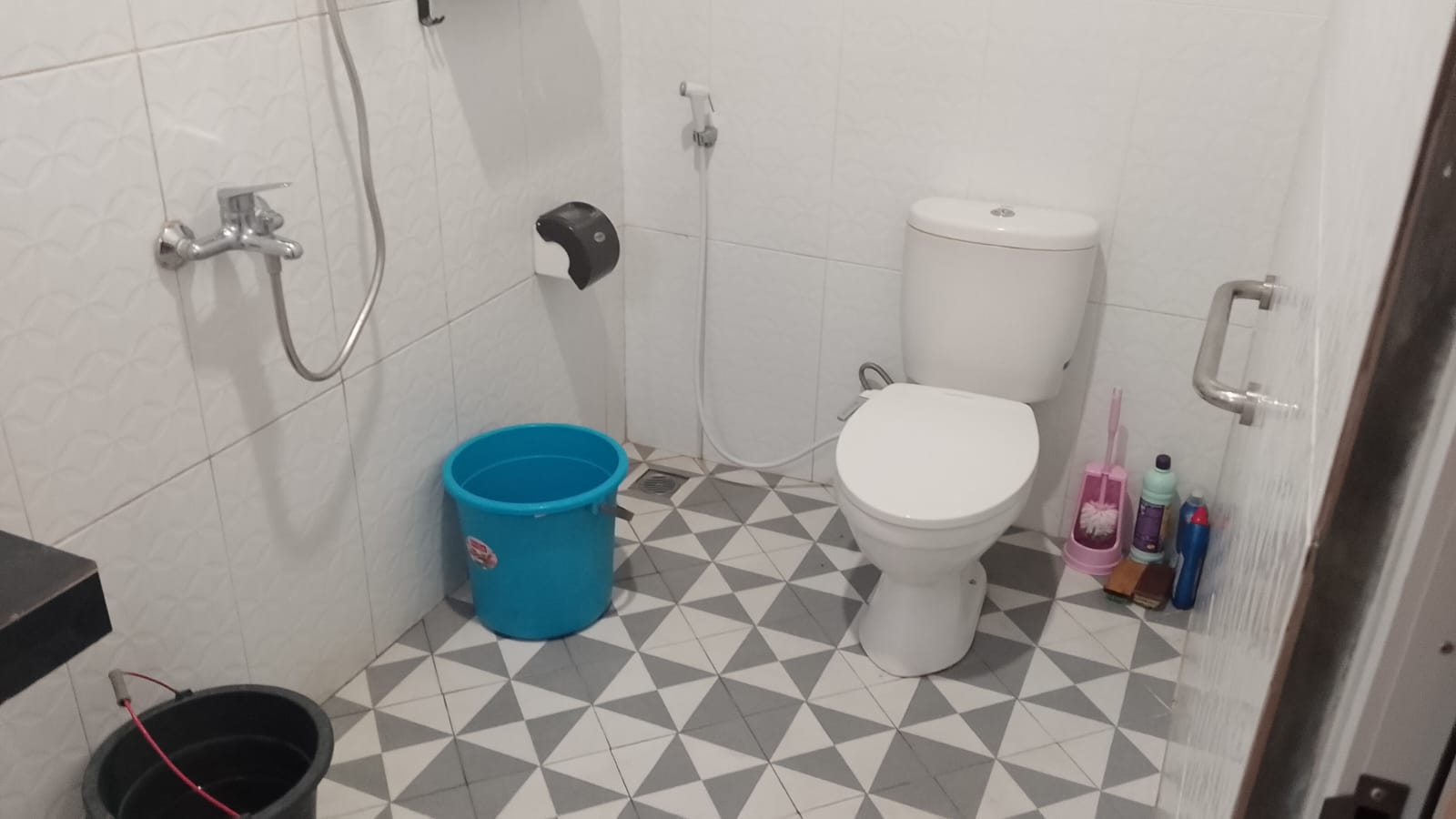 Dijual - Sewa Ruko 3 Lantai Strategis High Traffic Area Gor Purbalingga view 5