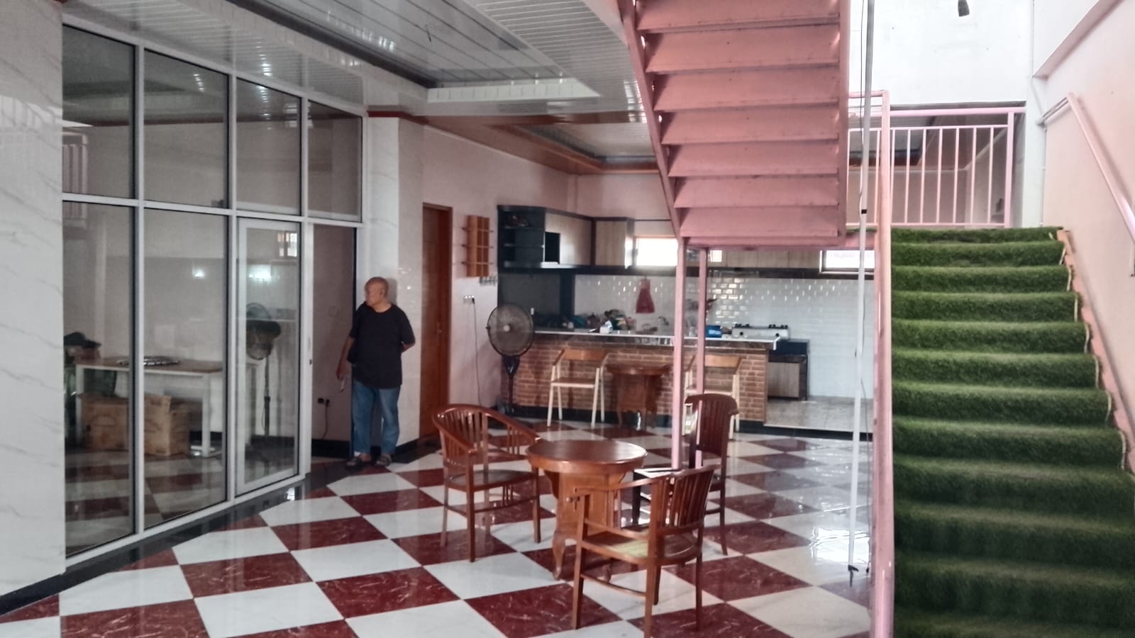 Dijual - Sewa Ruko 3 Lantai Strategis High Traffic Area Gor Purbalingga view 6