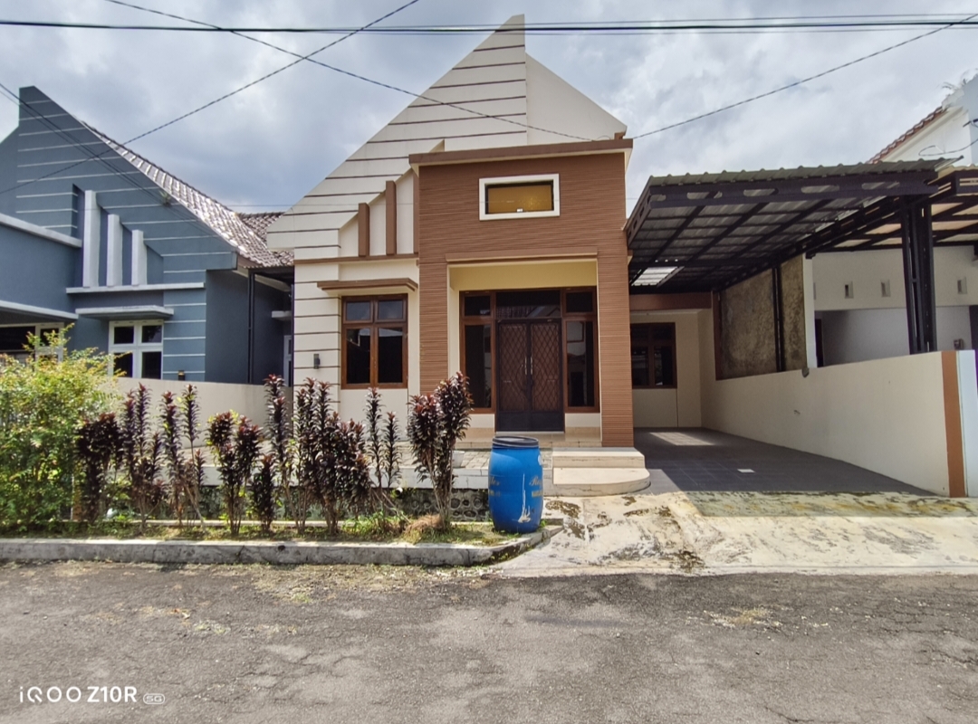 Rumah Cantik Kawasan Elite Strategis Area Utara Purwokerto view 1
