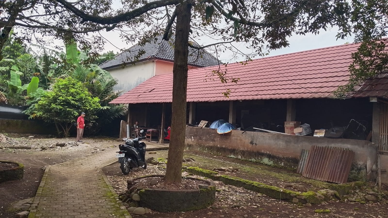 Dijual Rumah dan Toko Strategis JL Sokaraja-Kalimanah Purbalingga view 3