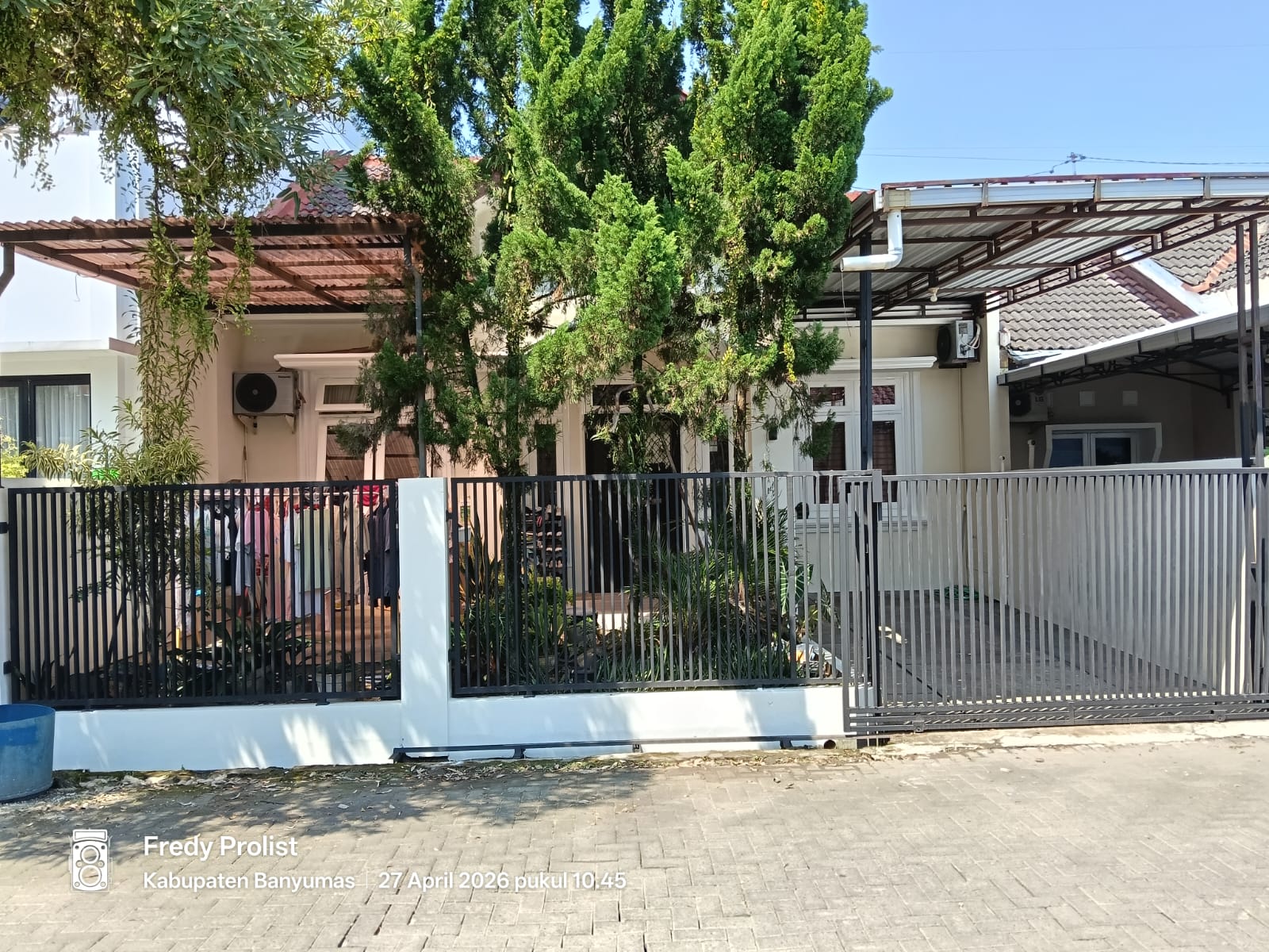 Dijual Rumah Cantik Terawat Didalam Perum 1 Menit Ke GOR Satria Purwokerto view 1