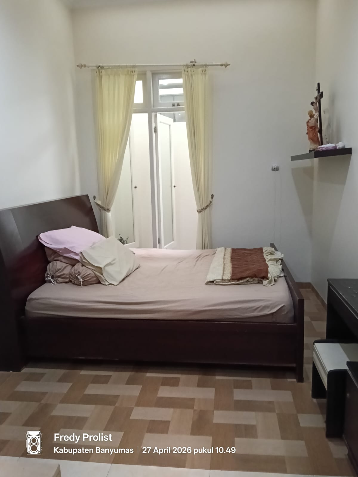 Dijual Rumah Cantik Terawat Didalam Perum 1 Menit Ke GOR Satria Purwokerto view 9