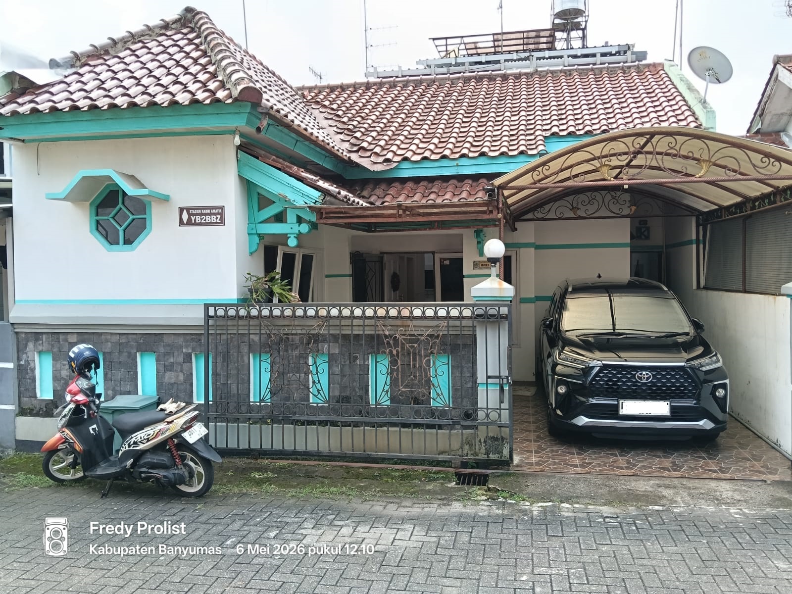 Dijual Rumah Full Furnished Terawat Rapi Dan Bersih Tinggal Bawa Koper - Purwokerto Selatan view 1