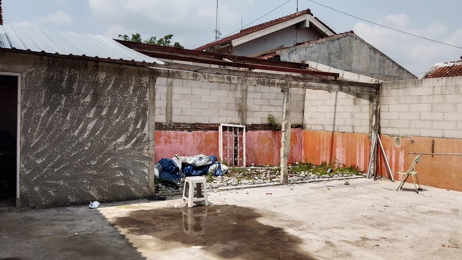  Dijual Rumah Nyaman Strategis 650 meter Stasiun Purwokerto  - Bantarsoka view 3