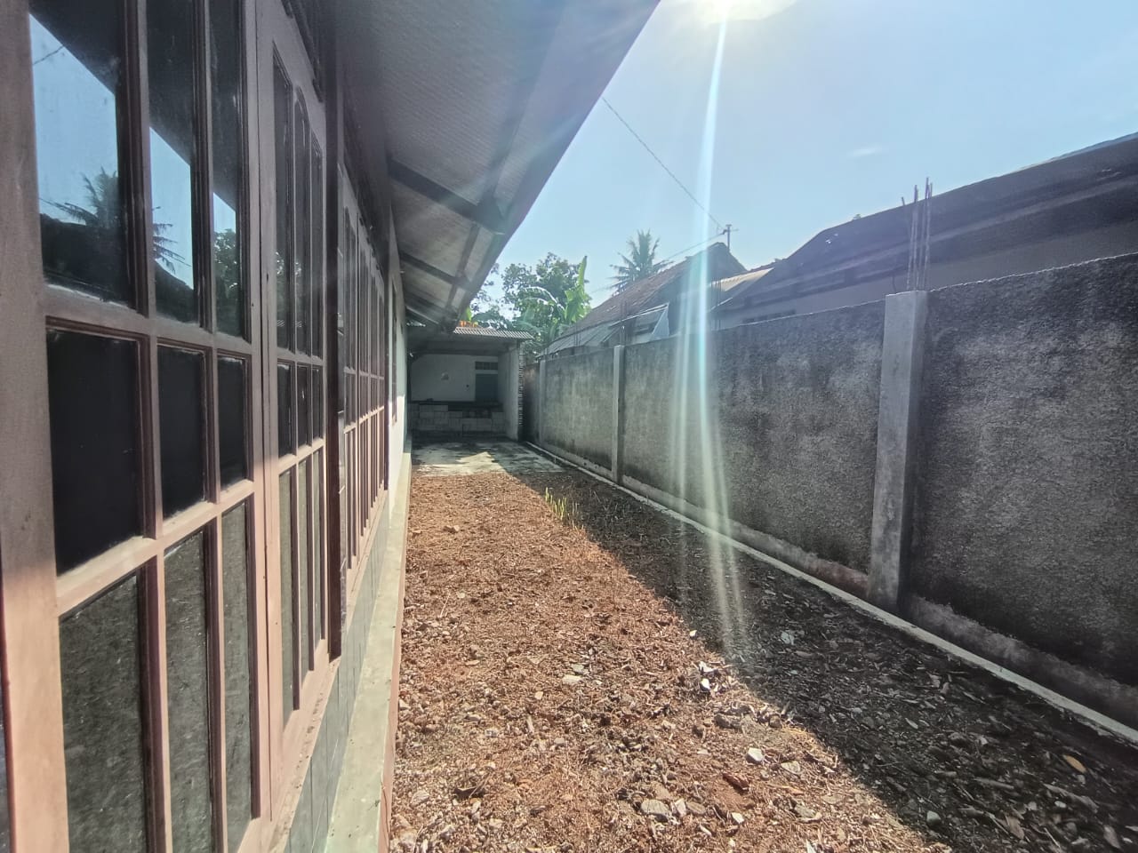  Dijual Cepat Murah Tanah 648 m2 Bonus Rumah Depan Polsek Sumpiuh view 4