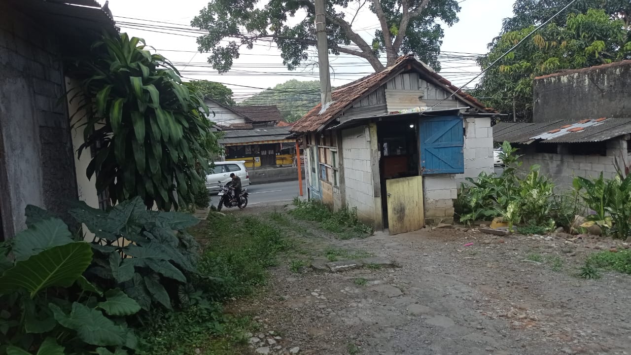 DIJUAL TANAH PEKARANGAN LEBAR 30 METER, JALUR BAWEN-SEMARANG, COCOK GUDANG, WORKSHOP, GARASI TRUK view 3