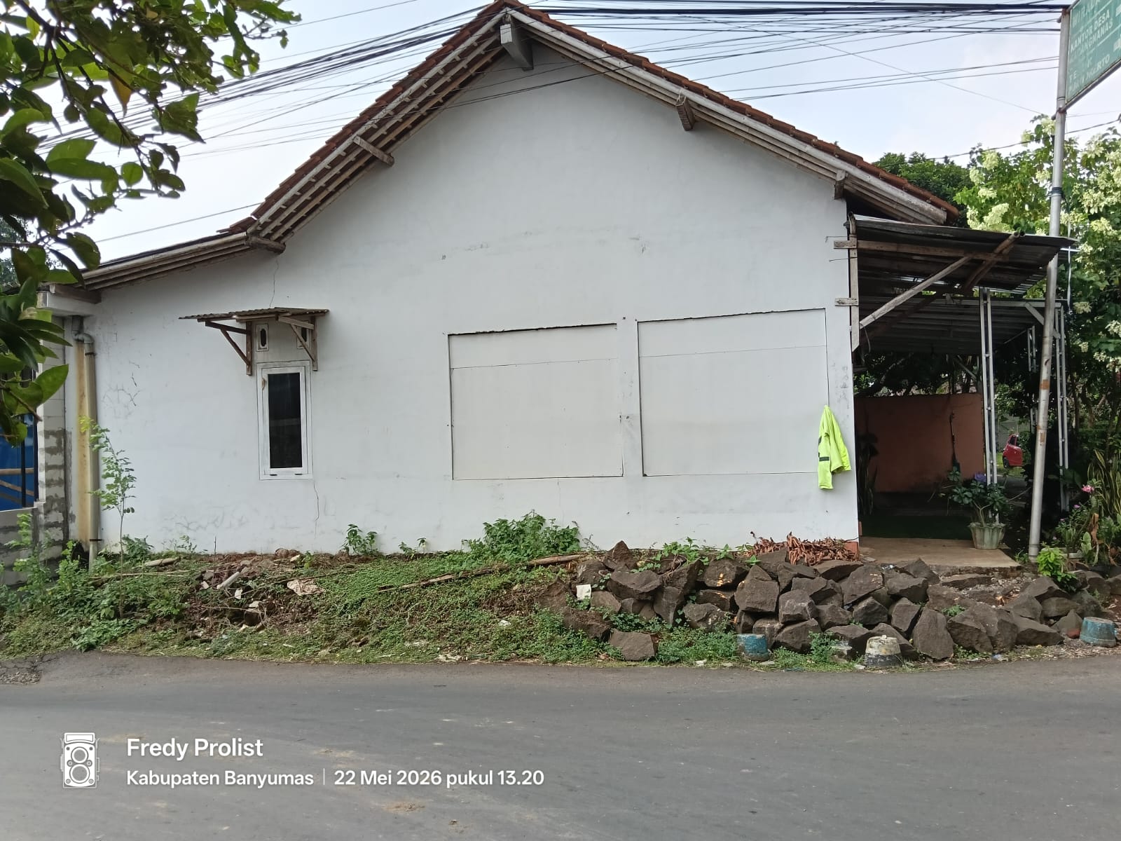Jual Cepat! Rumah Huk Di Sokaraja Cocok Untuk Rumah Tinggal Dan Usaha - Karang Nanas view 2