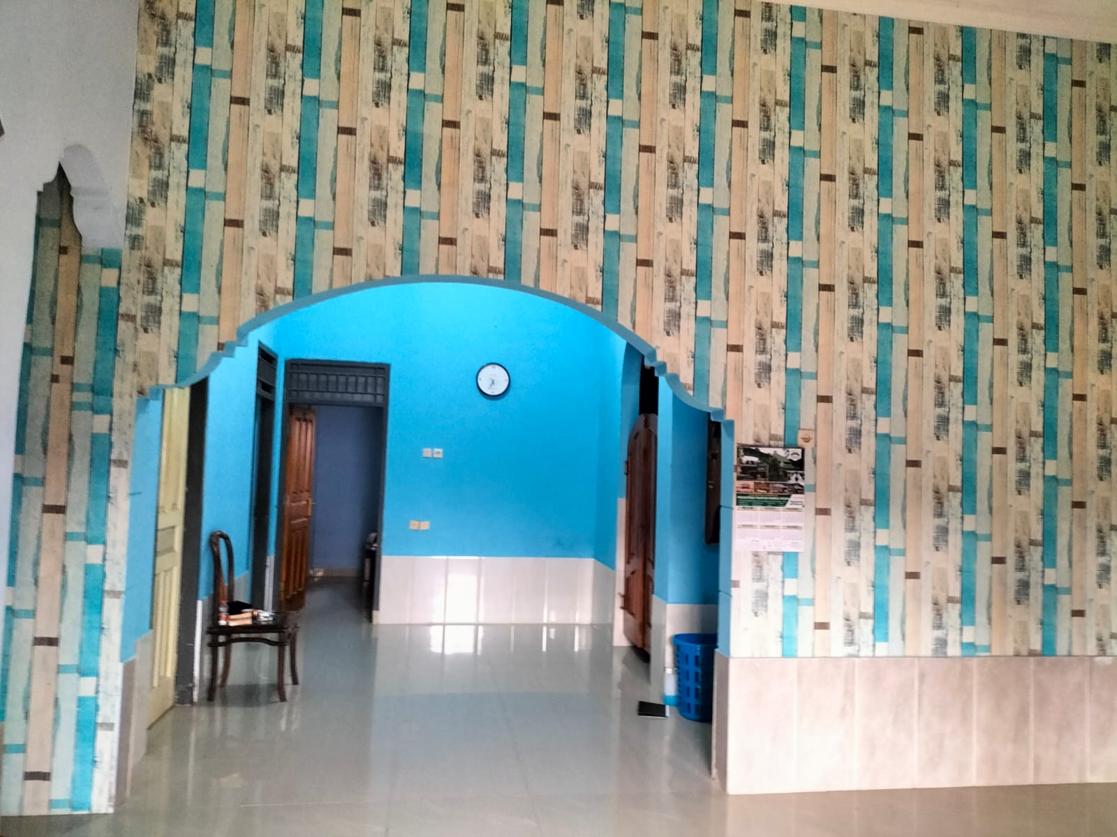 Rumah Furnished Nyaman & Harmonis untuk Keluarga dalam Perum Gumilir Cilacap view 3