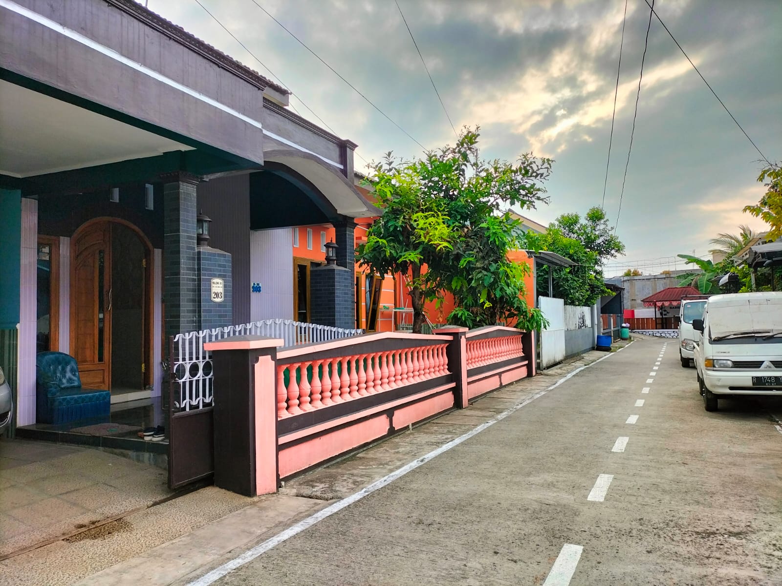 Rumah Furnished Nyaman & Harmonis untuk Keluarga dalam Perum Gumilir Cilacap view 6