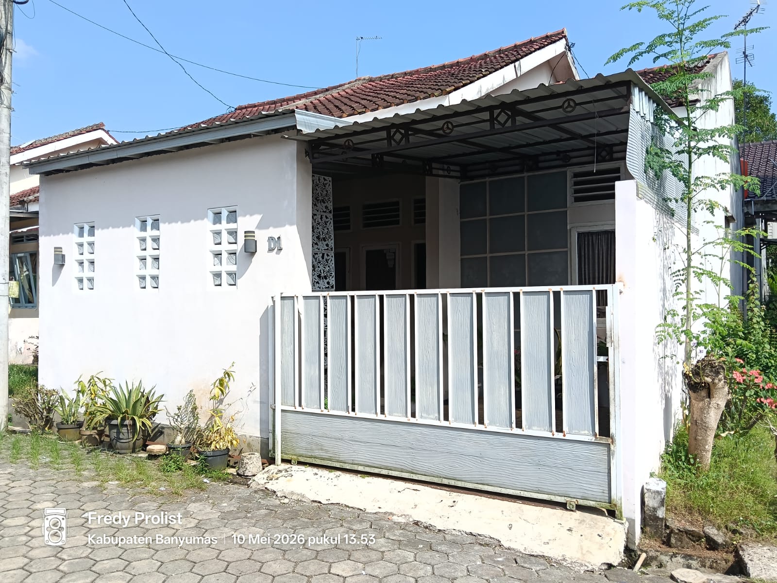 Dijual Rumah Minimalis Bersih Dan Terawat Dalam Perum Dengan Suasana Islami - Sokaraja view 1