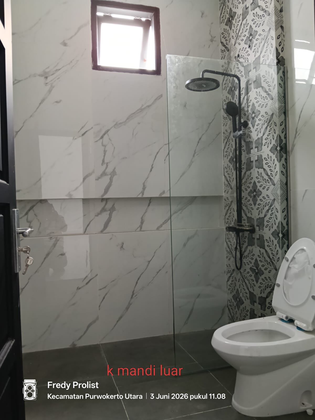  Dijual Rumah Desain Classic Memberikan Kesan Mewah Dan Elegan Di Purwokerto - Panji view 9