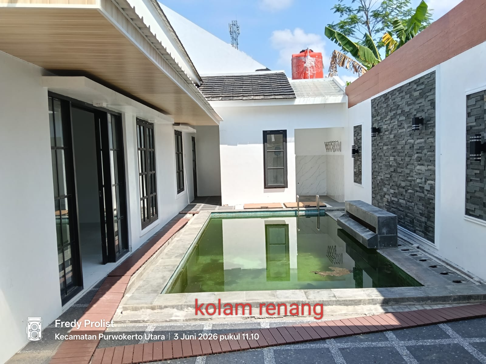 Dijual Rumah Desain Classic Memberikan Kesan Mewah Dan Elegan Di Purwokerto - Panji view 17