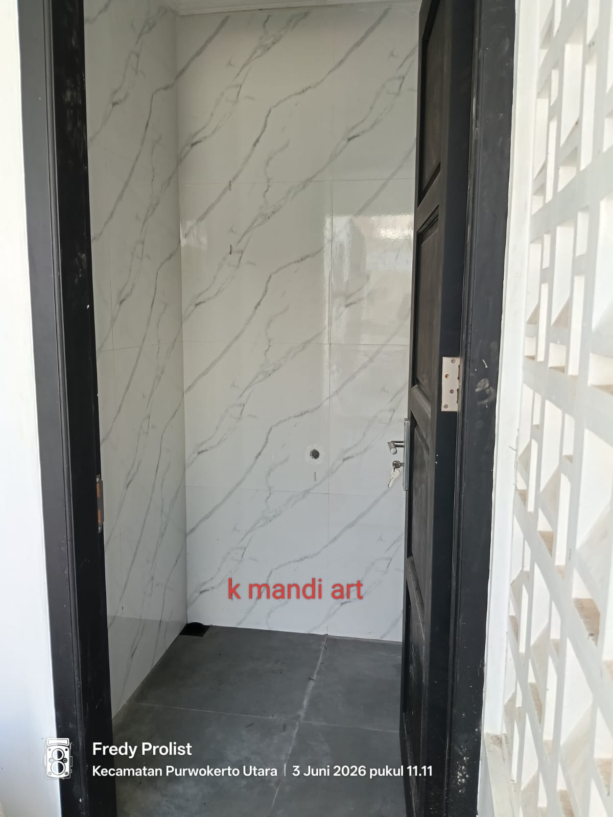 Dijual Rumah Desain Classic Memberikan Kesan Mewah Dan Elegan Di Purwokerto - Panji view 19