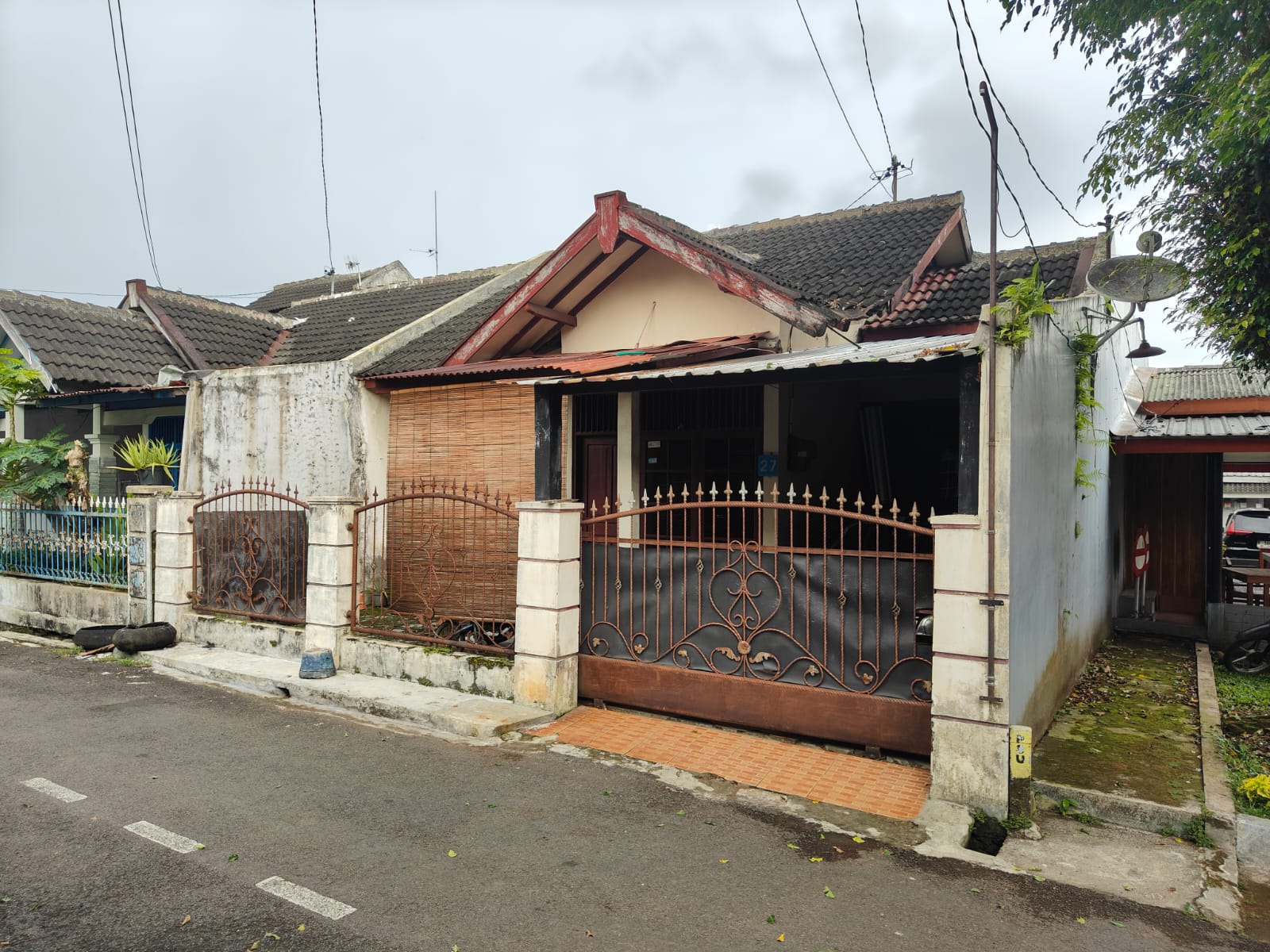 Dijual Rumah Minimalis Siap Huni 3 Menit SPN Purwokerto - Purwosari view 2