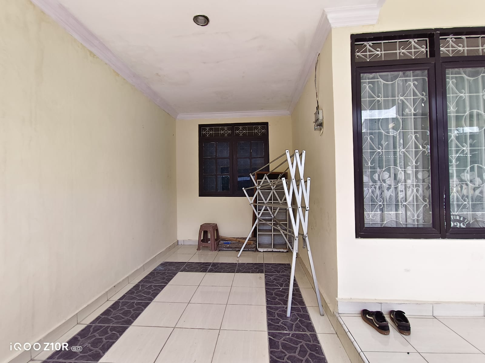 Rumah Siap Huni Lingkungan Nyaman Hanya 9 Menit Ke Alun-Alun view 4