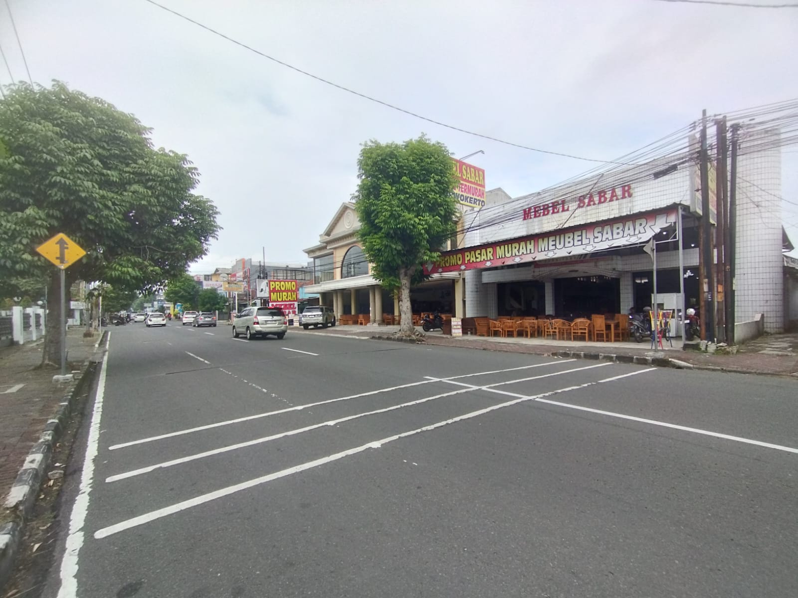 DISEWAKAN TOKO LEBAR 12 METER, JALUR UTAMA PURWOKERTO - Gatsu view 1