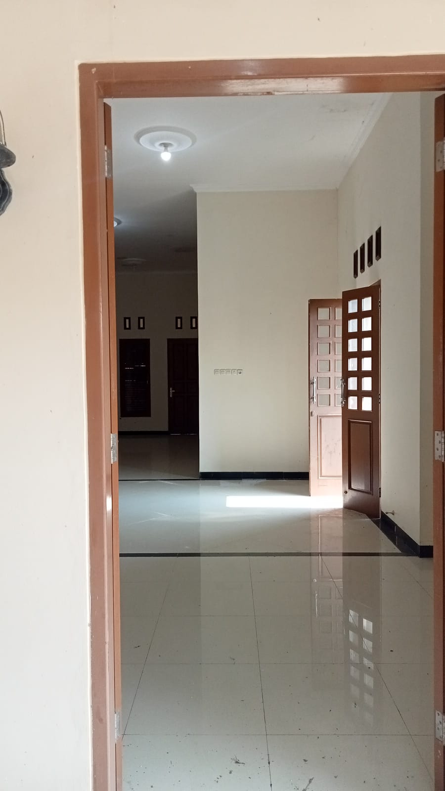  Dijual Rumah Hook Strategis di Jalur Wisata Baturraden – Cocok untuk Villa,Guest House & Cafe Mandala  view 4