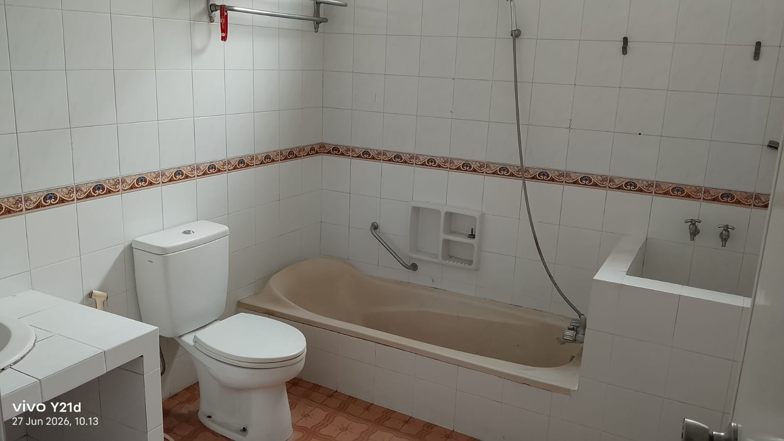 DIJUAL RUMAH MEWAH DI TENGAH KOTA PURWOKERTO - Limas view 8