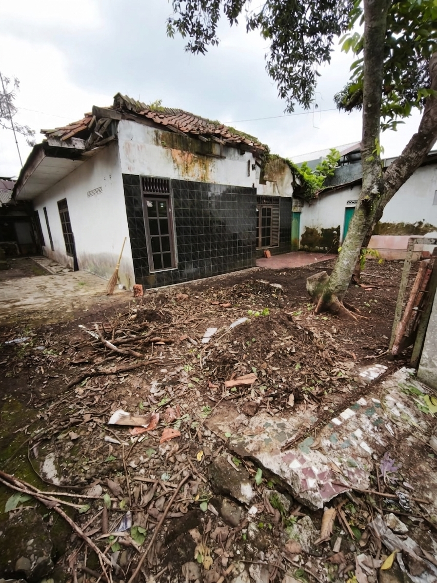 Dijual tanah bonus rumah tua lokasi strategis depan klinik pratama Polres Purbalingga