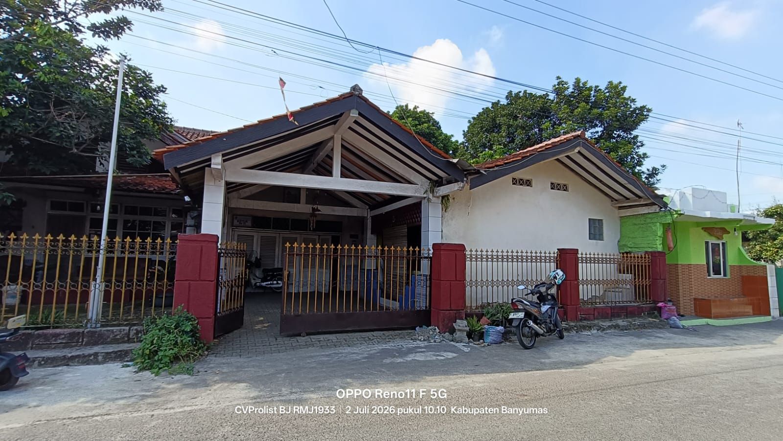 Dijual Cepat Dan Murah Rumah Besar Dengan Halaman Luas Di Rejasari Purwokerto Barat view 1
