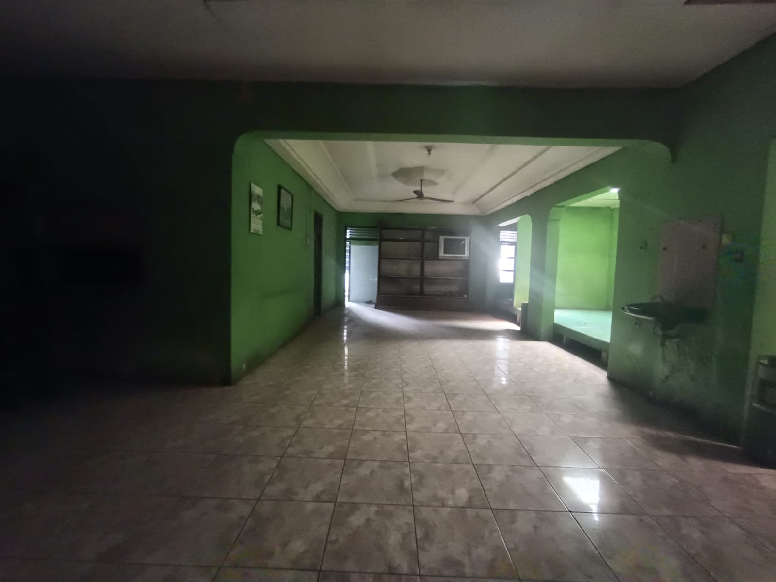 Dijual Tanah Super Luas Bonus  Ruko dan Rumah 2 Lantai Tengah Kota Kroya Cilacap  view 8