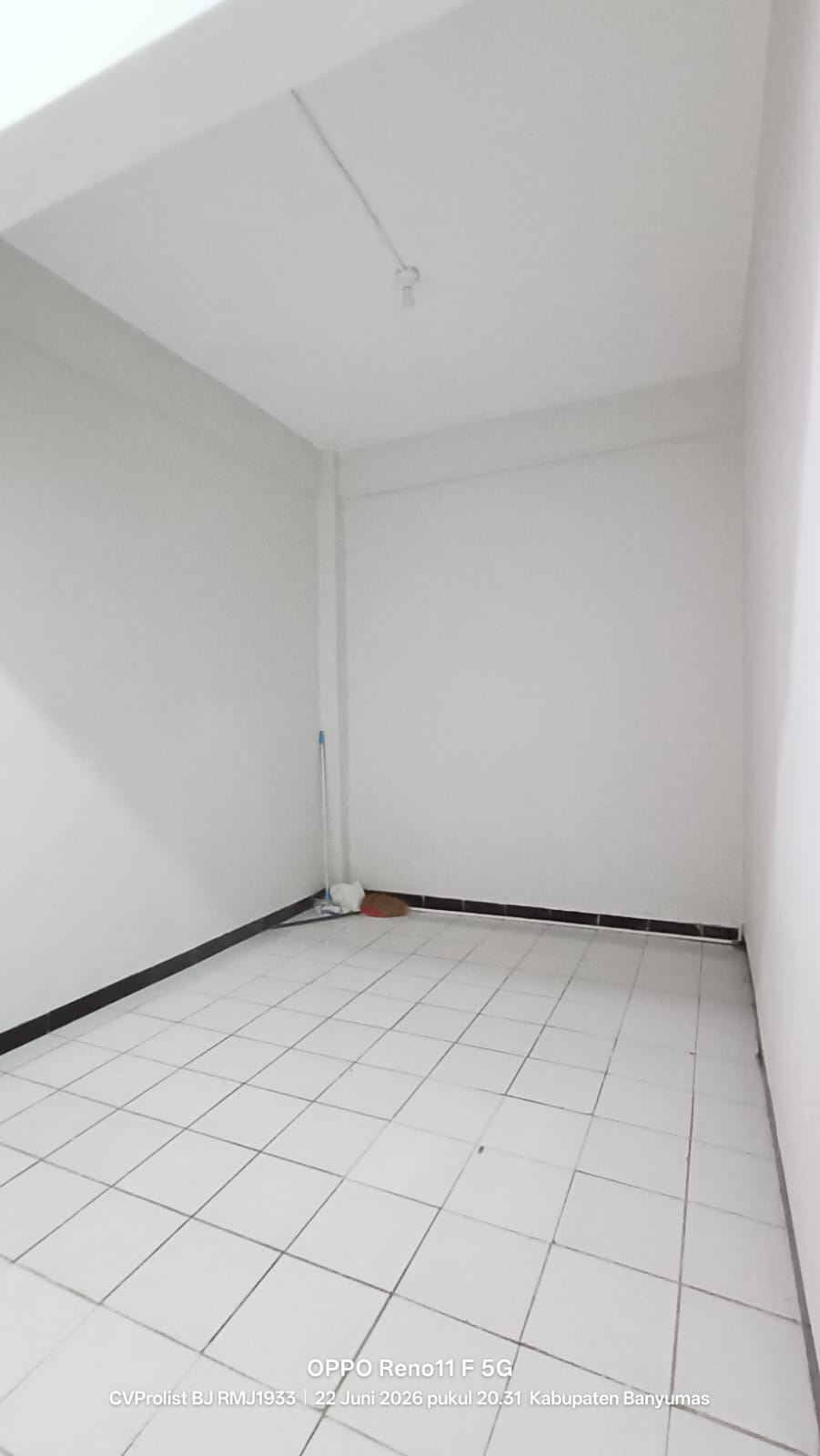  Disewakan Ruko Siap Pakai 2,5 Lantai Di Karanglewas view 7