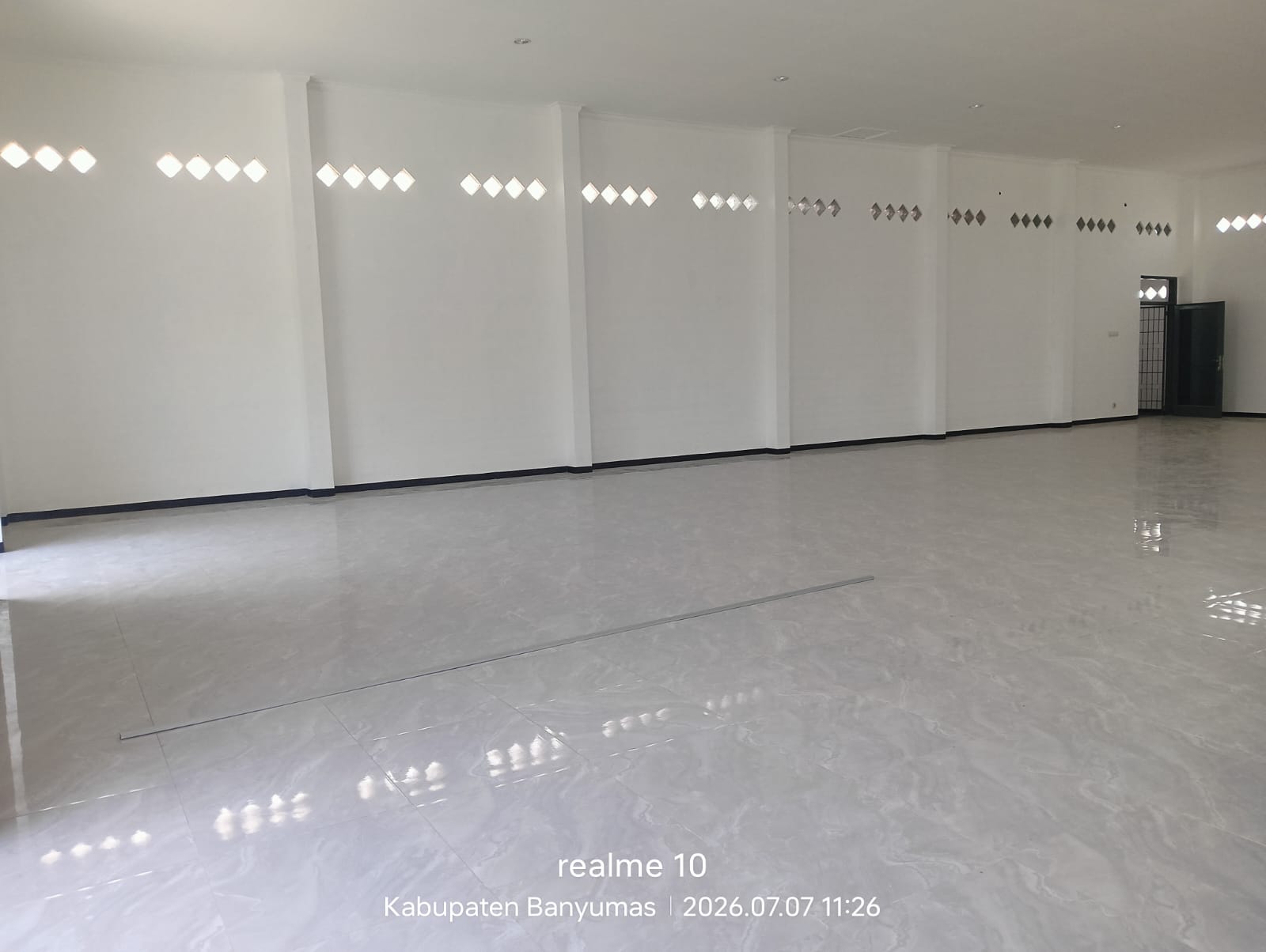 Dijual Bangunan Baru Gress cocok untuk kantor atau Caffe Tengah Kota Purwokerto - Jatwin view 13