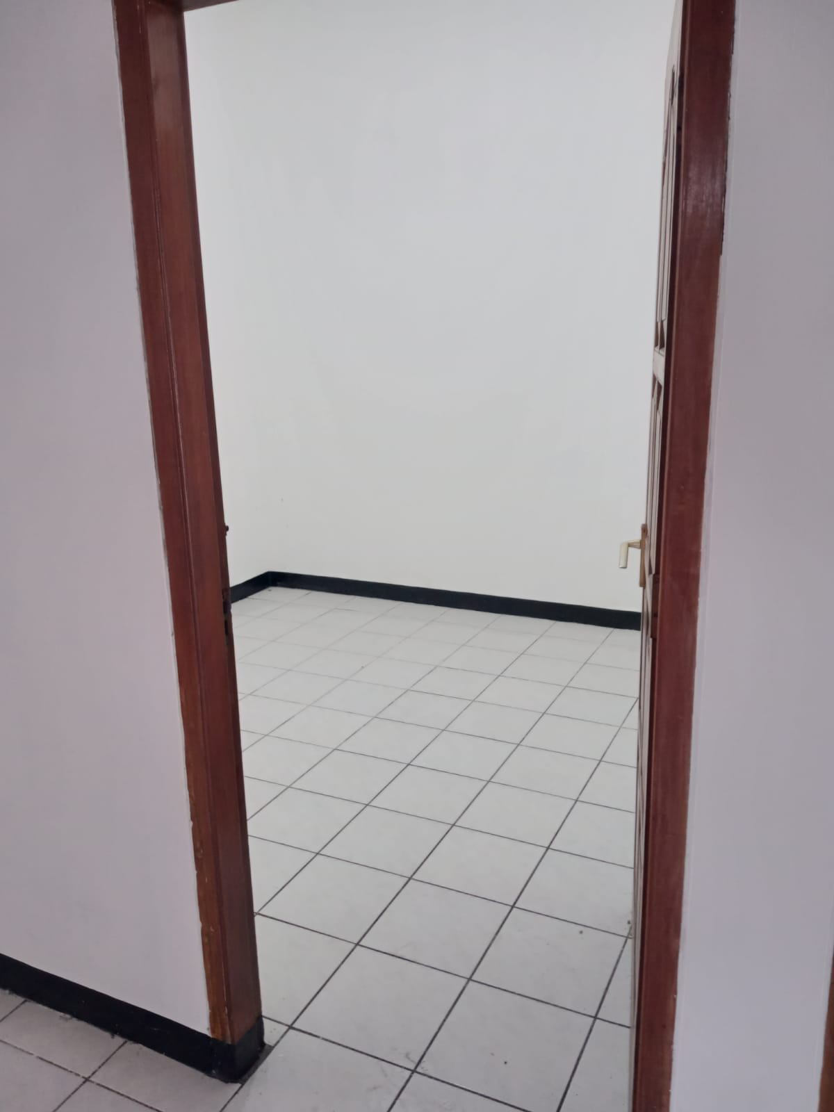 Disewakan Rumah Pinggir Jalan Dekat Kampus Unsud sumampir, JL Jatisari view 9