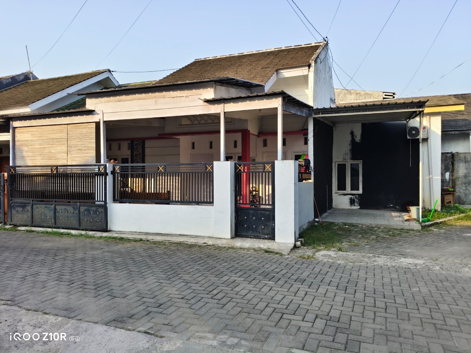 Rumah Hook 3 Kamar Hanya 6 Menit Ke Sekolah Telkom - Karangrau view 1
