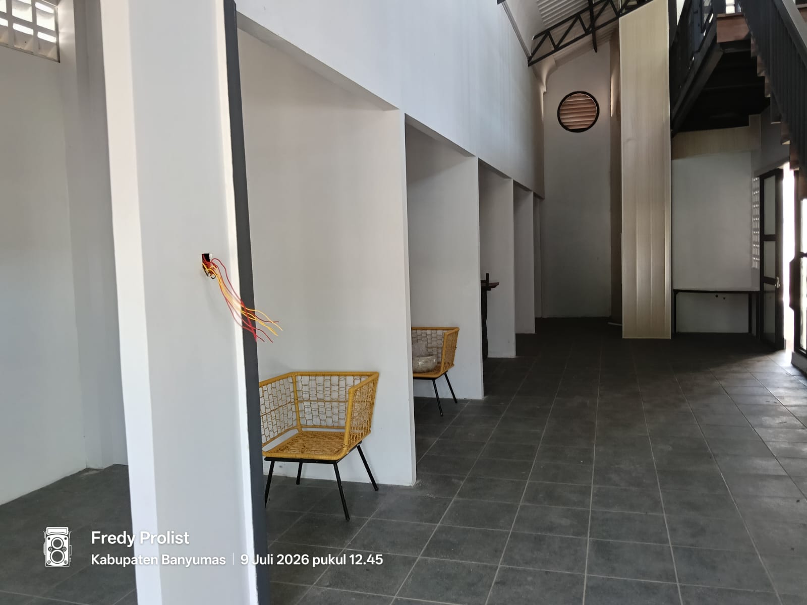 Lokasi Strategis! Ruko Disewakan Dekat Stasiun Purwokerto dengan Parkir Luas - manis view 12