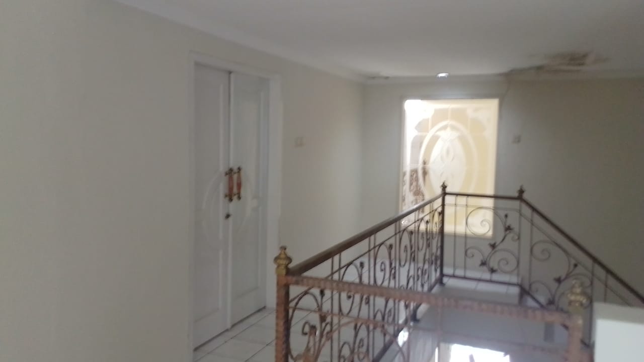 DISEWAKAN RUMAH MEWAH DI PURI INTAN PURWOKERTO UTARA view 12