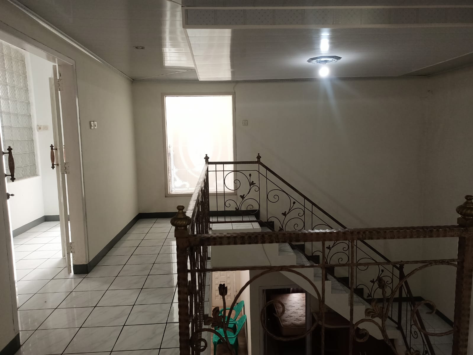 DISEWAKAN RUMAH MEWAH DI PURI INTAN PURWOKERTO UTARA view 16