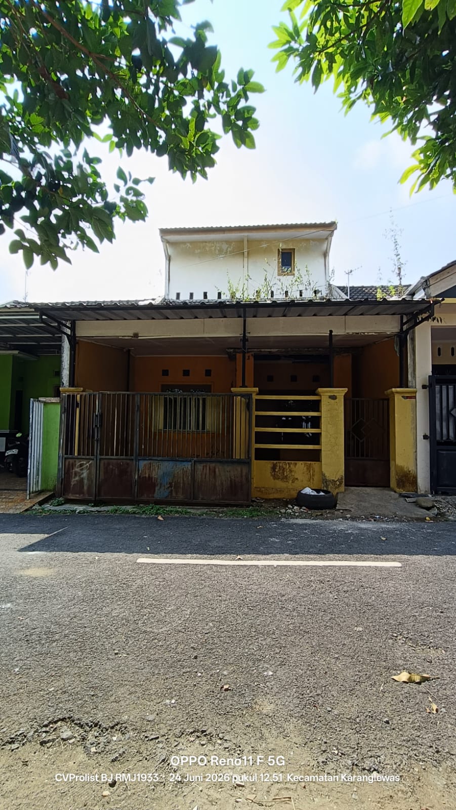 Dijual Tanah Bonus Rumah 1,5 Lantai Di Perum Pasir Indah Karanglewas view 1