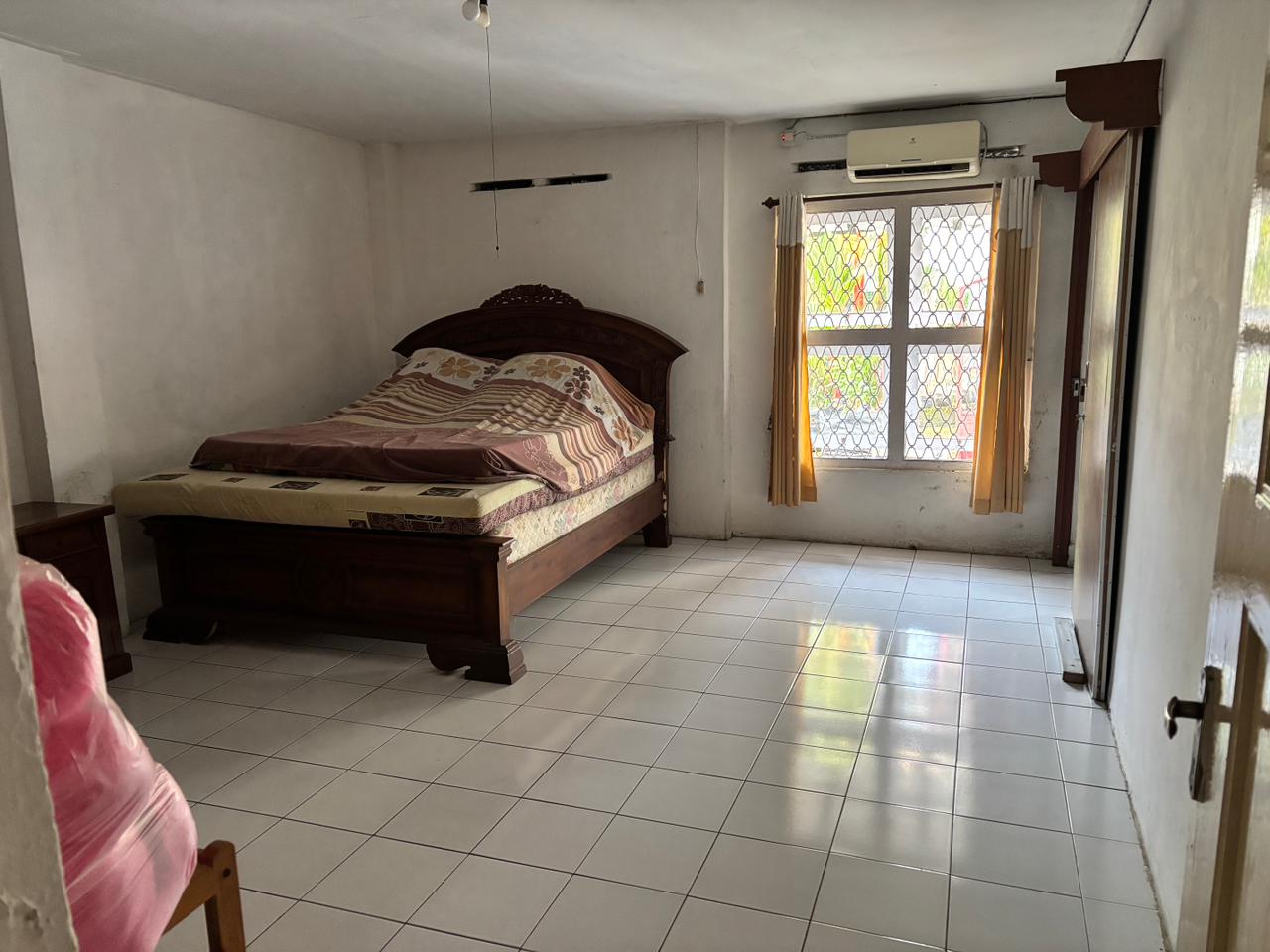 Dijual Rumah Impian Keluarga – Luas, Nyaman, Tenang di Purwokerto Barat - Pasir view 9