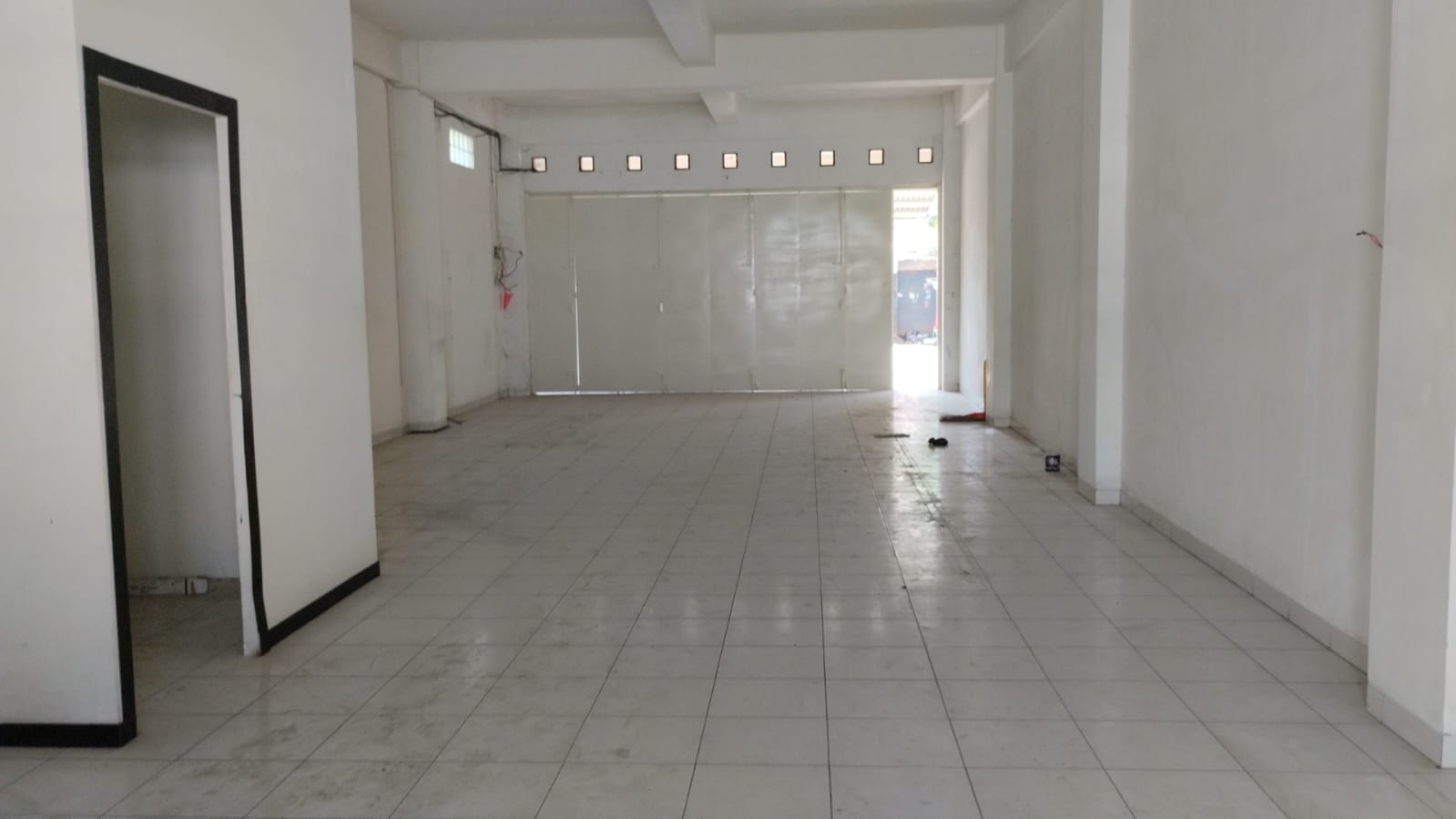  Disewakan Ruko 2 Lantai Dekat Pusat Perbelanjaan - Telkom view 4