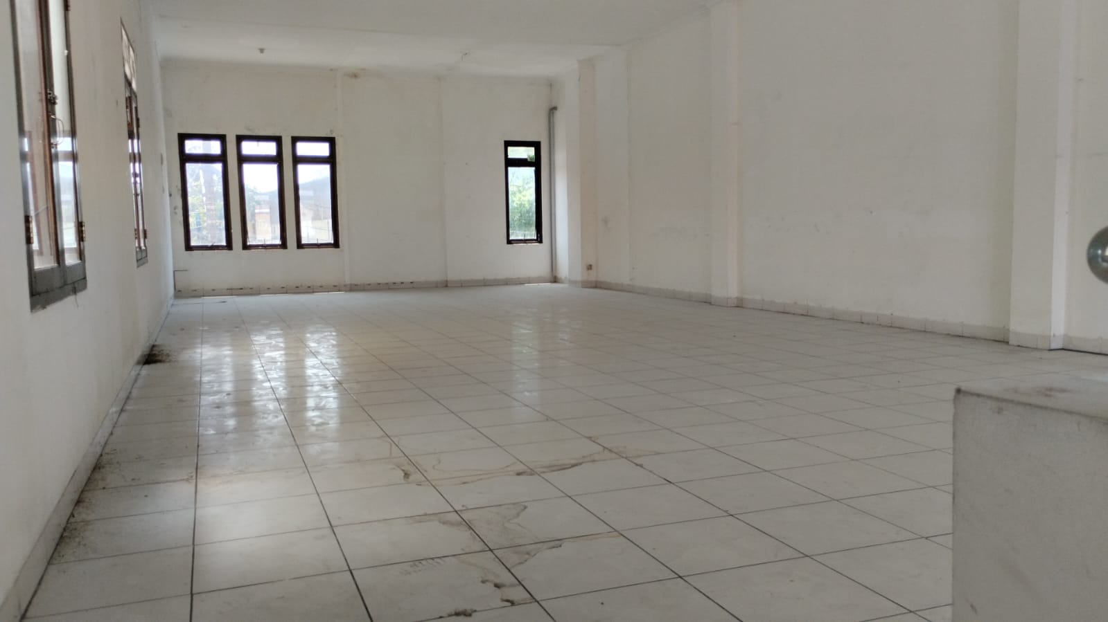  Disewakan Ruko 2 Lantai Dekat Pusat Perbelanjaan - Telkom view 7