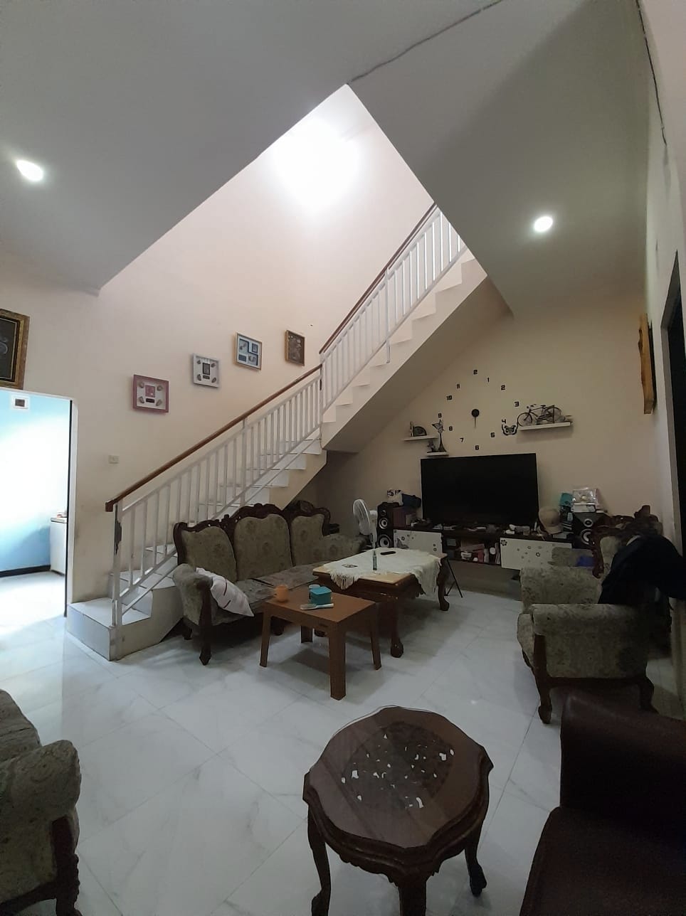  Rumah 2 Lantai 6 Kamar Dekat Dengan Jalan Raya Nasional - Kedungwringin view 5