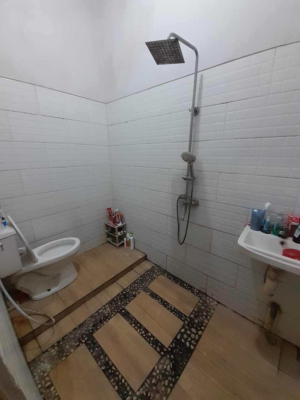  Rumah 2 Lantai 6 Kamar Dekat Dengan Jalan Raya Nasional - Kedungwringin view 6