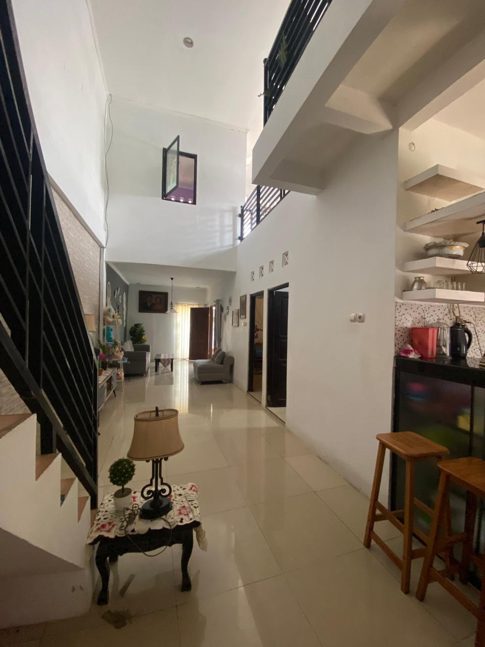  Rumah minimalis 2 lantai Purwokerto Barat 7Menit Stasiun, 10 menit alun- alun Purwokerto - GSMT view 4
