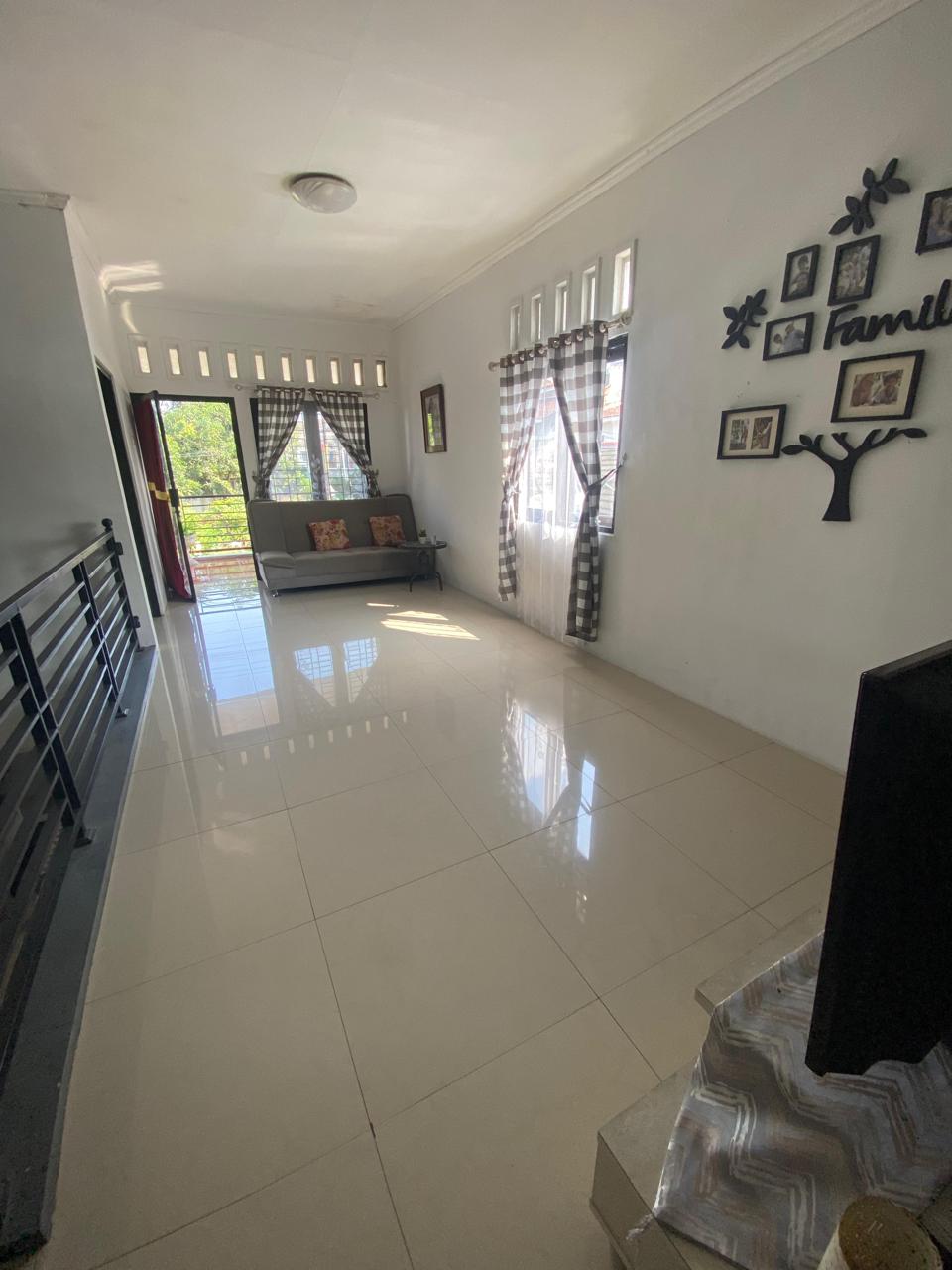  Rumah minimalis 2 lantai Purwokerto Barat 7Menit Stasiun, 10 menit alun- alun Purwokerto - GSMT view 7