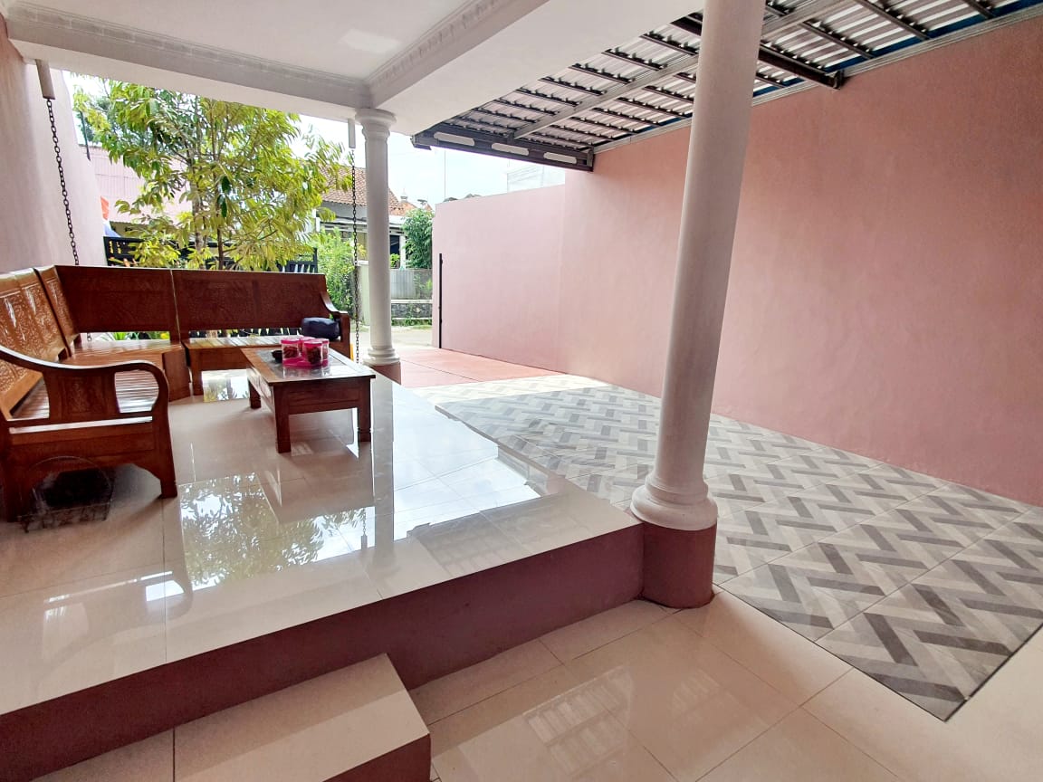 Dijual Rumah Cantik 2 Lantai 2 Menit ke RS Islam Purwokerto view 3