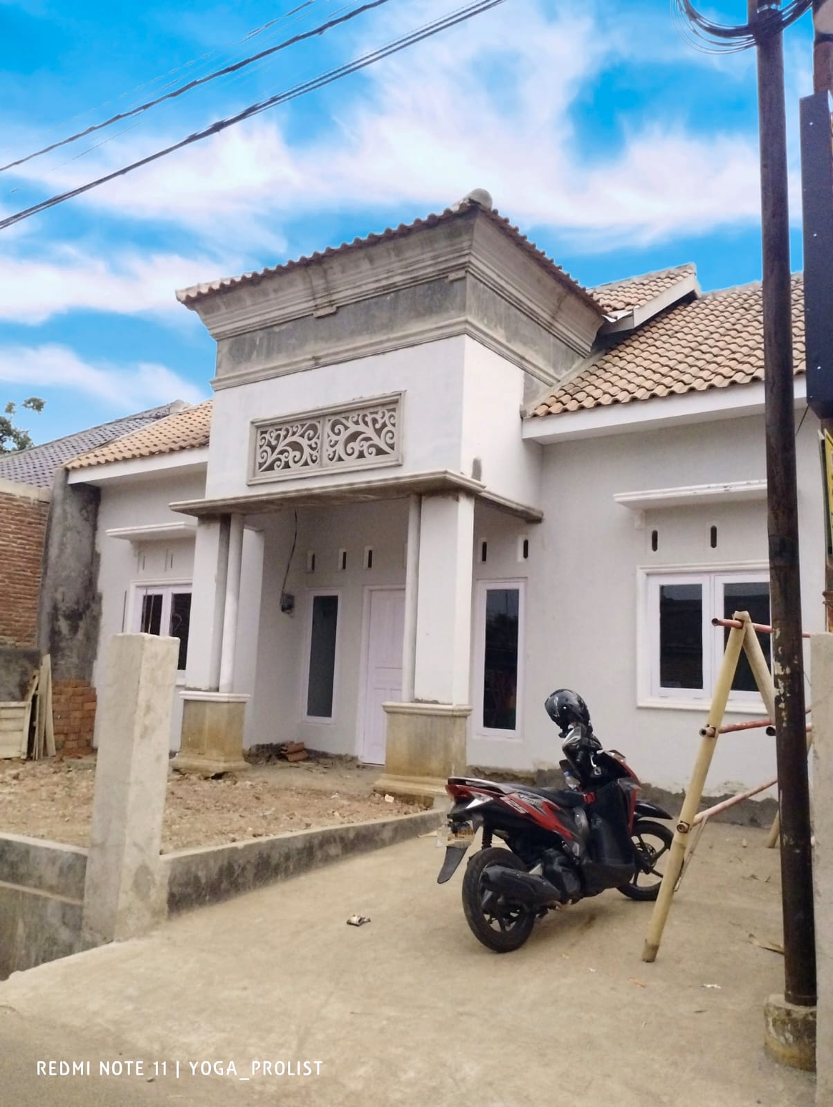 Rumah 3 Kamar Non Perum, Dekat RSU Dadi Keluarga - Krg Nanas view 1
