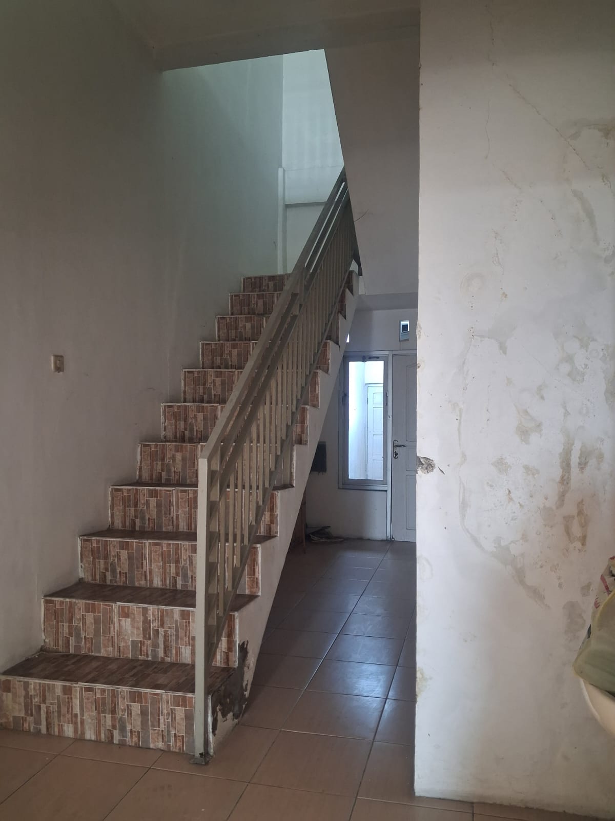 Disewakan Ruko JL Utama Purwokerto 3 Menit Hotel Aston Purwokerto - Kombas view 5