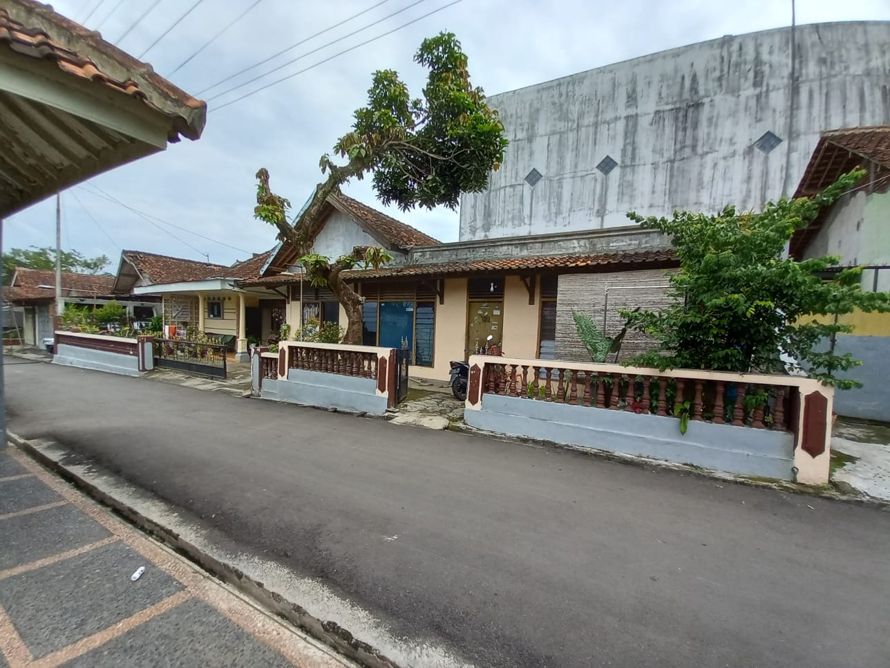  Dijual Rumah Dalam Kota 1 Menit JL Jendral Sudirman Purwokerto -  Man Berkoh view 5