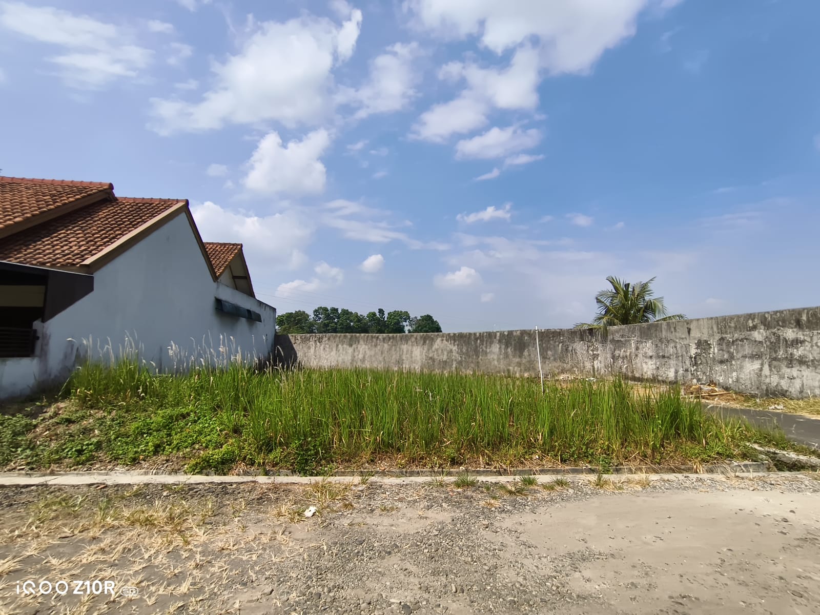 Tanah Hook Harga Menarik Hanya 8 Menit Ke Alun² Purwokerto - Gendeng view 1