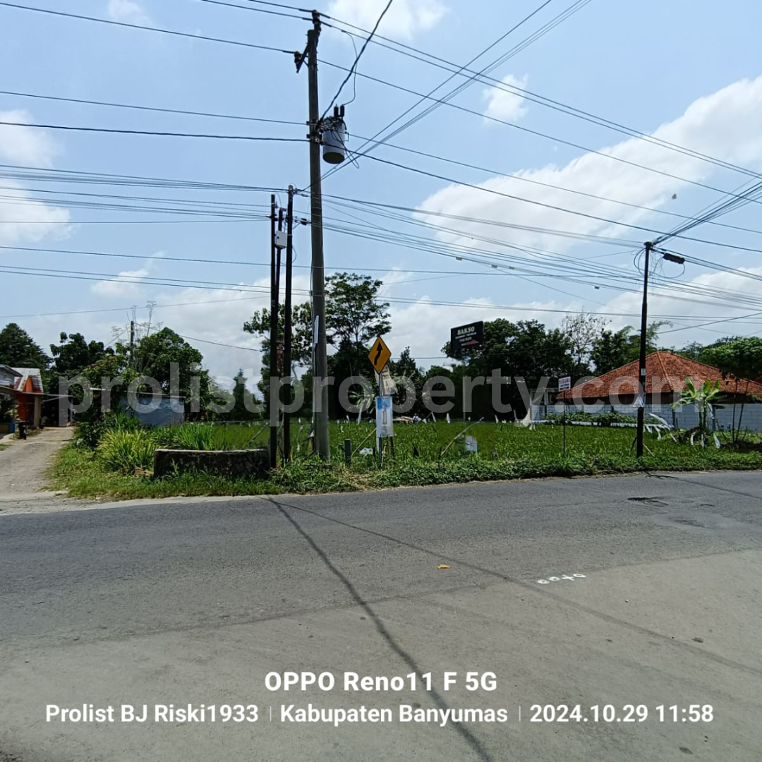 Dijual Tanah Lokasi Strategis Komplek Kuliner Sumbang - oemah tahu view 1