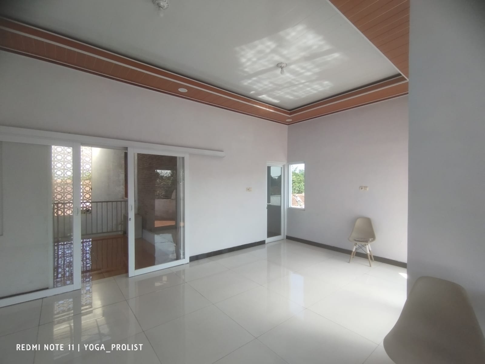   DISEWAKAN RUKO 2 LANTAI HOOK PEREMPATAN KRAMAT, KEMBARAN view 12