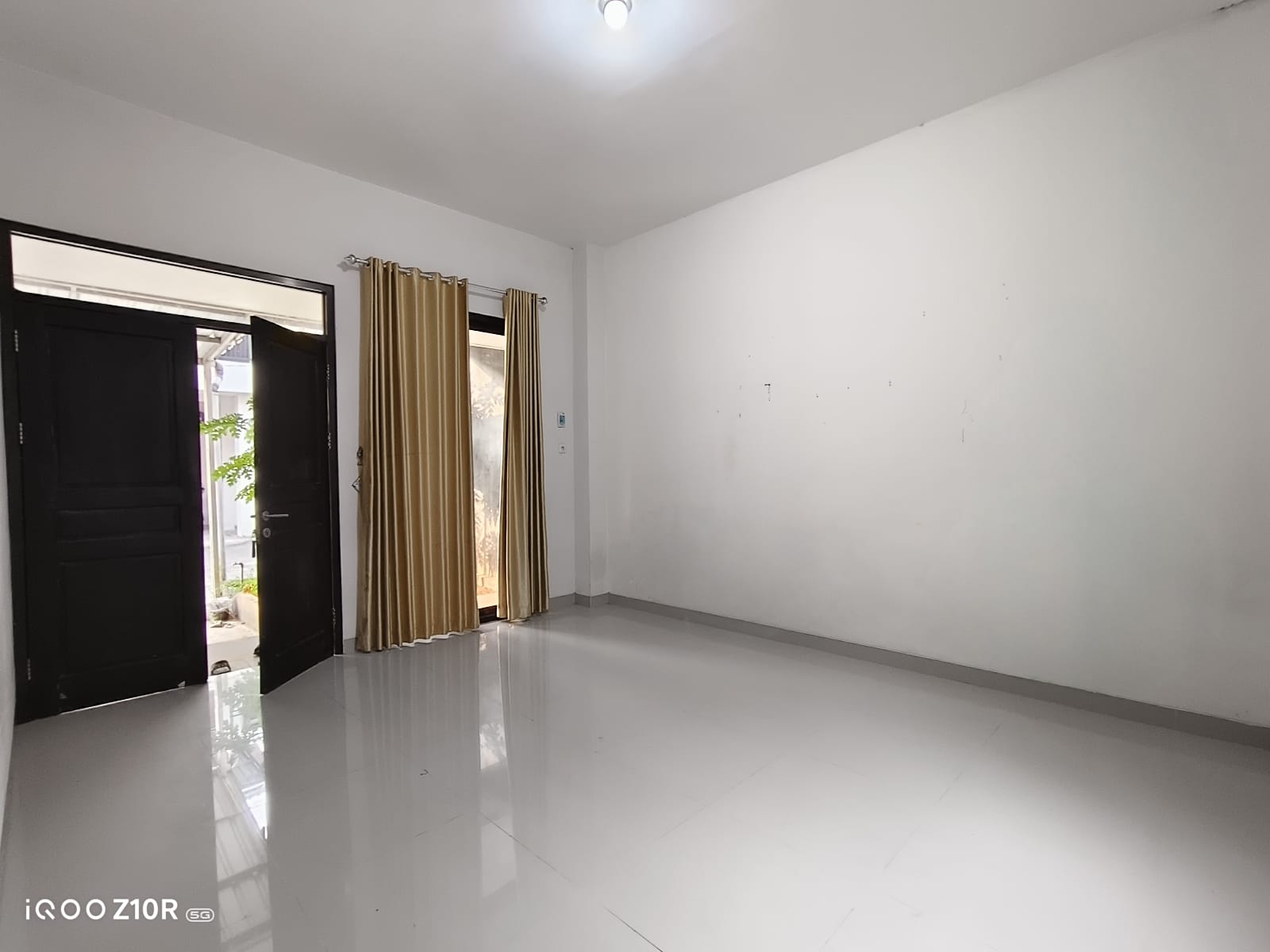 Disewakan Rumah 2 Lantai One Gate System Full AC Selangkah Kampus UNSOED - Grendeng view 3