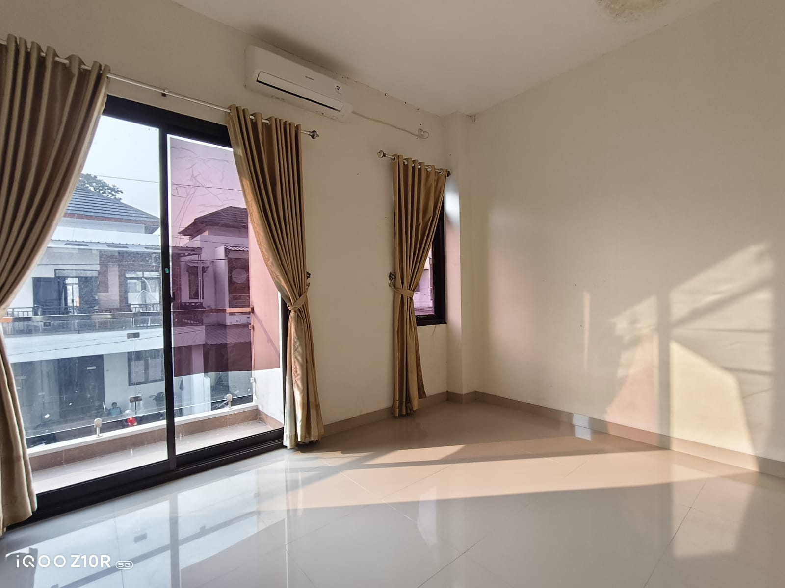  Disewakan Rumah 2 Lantai One Gate System Full AC Selangkah Kampus UNSOED - Grendeng view 4
